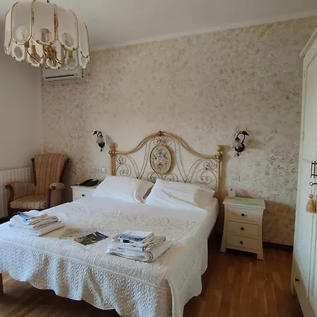Cecco Di Nara Hotel