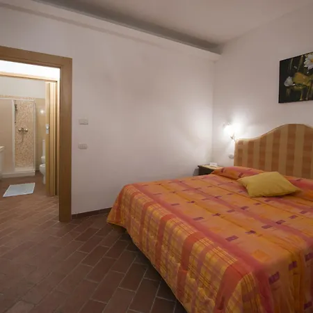Cecco Di Nara Aparthotel Massarosa
