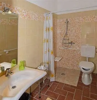 Cecco Di Nara Aparthotel